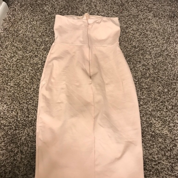 Dress - Picture 3 of 5